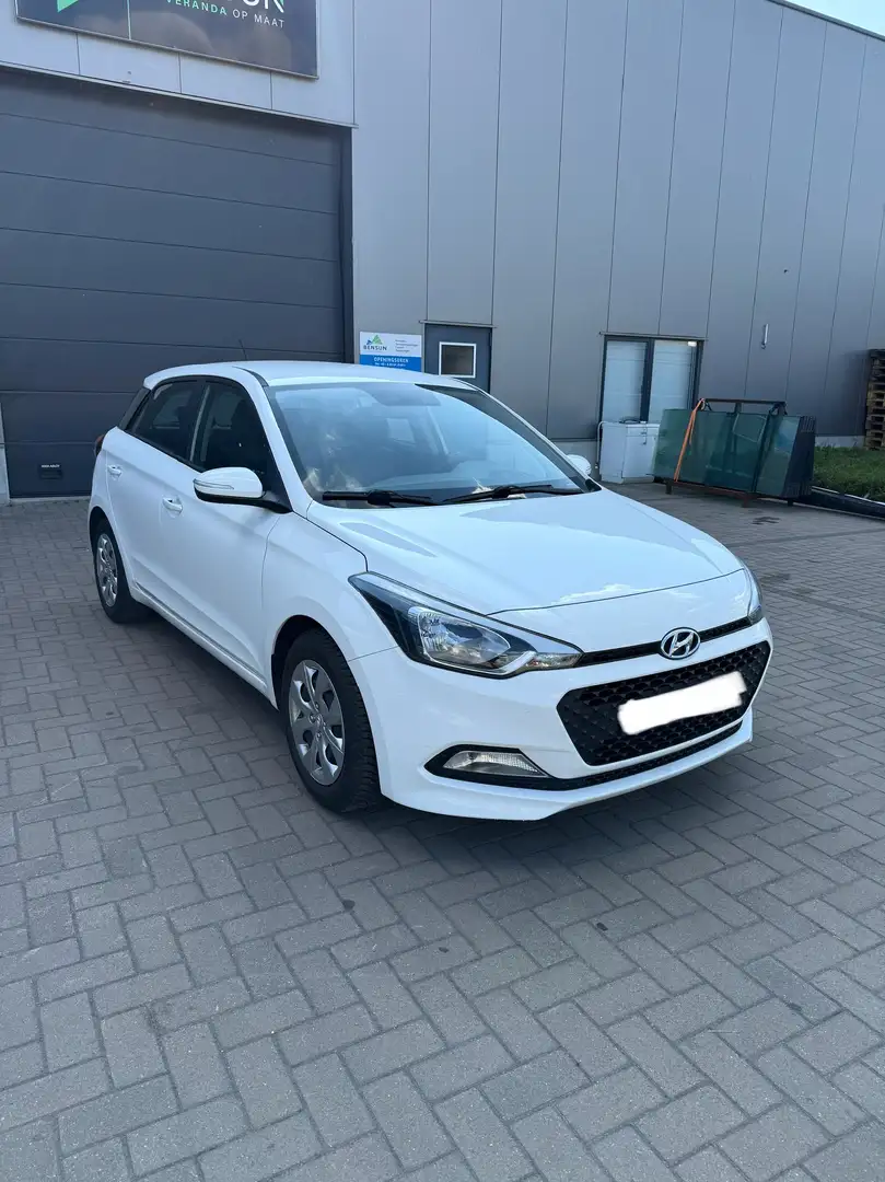 Hyundai i20 1.2i Blanc - 2