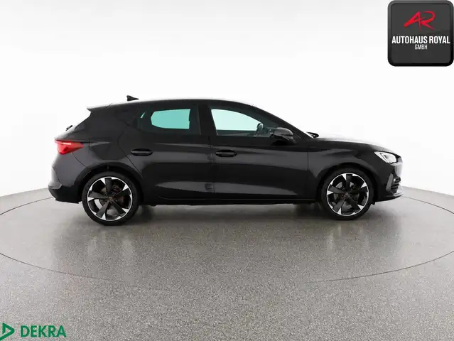 Cupra Leon view 6