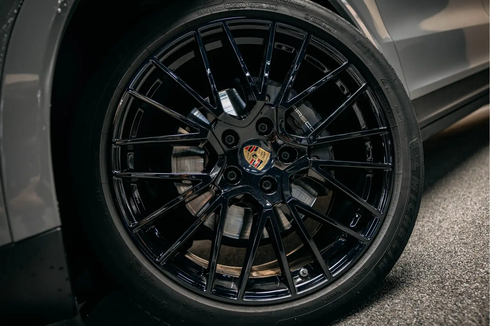 Porsche Cayenne 3.0 E-Hybrid Goed uitgevoerde Cayenne Hybride Blauw - 2