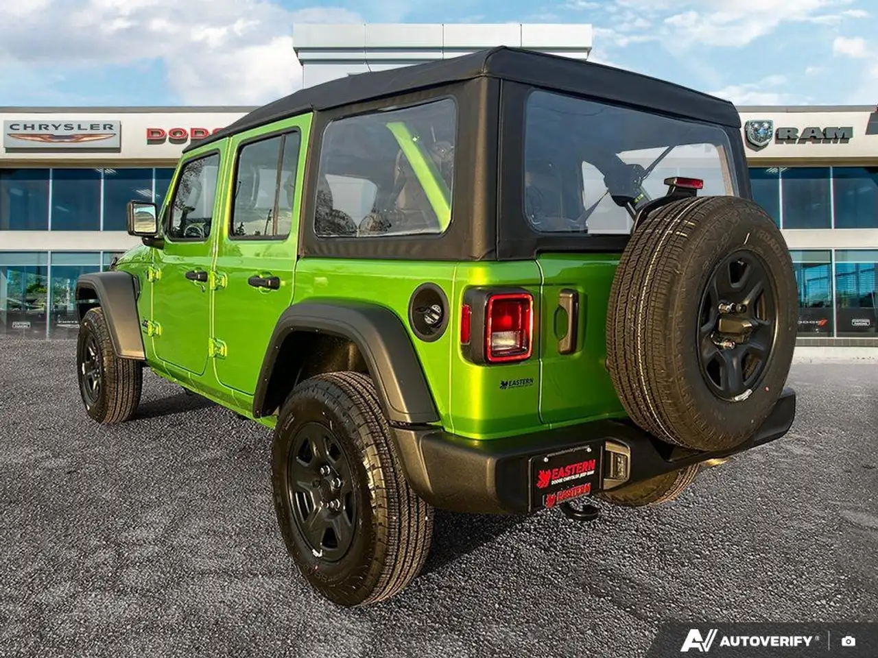 Jeep Wrangler снимка Jeep Wrangler