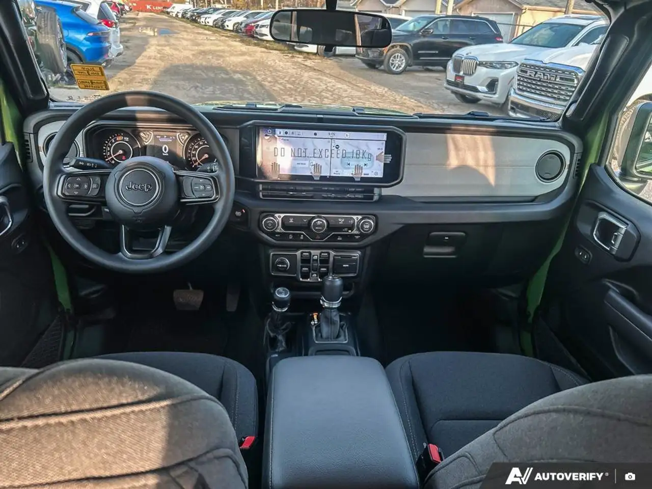 Jeep Wrangler снимка Jeep Wrangler