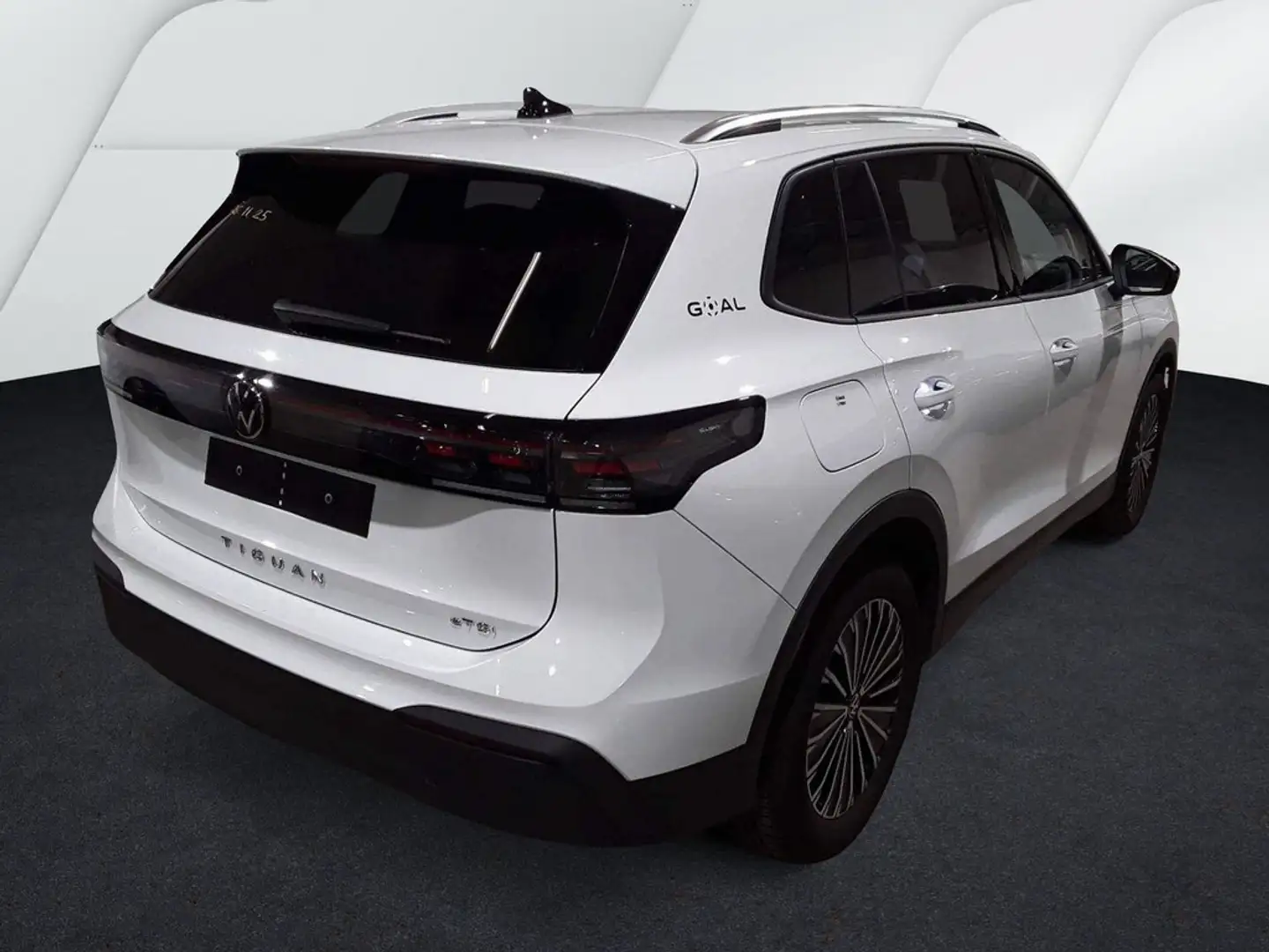 Volkswagen Tiguan 1.5eTSI IQ*AHK*CAM*ACC 110 kW Goal Weiß - 2