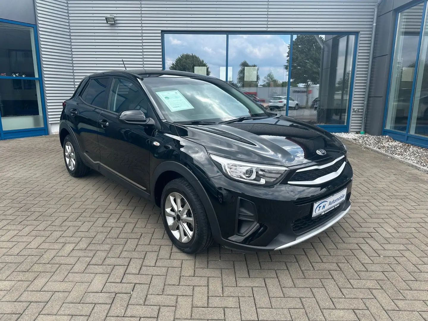 Kia Stonic Edition 7/Tempomat/SHZ/beheiz. Lenkrad Schwarz - 1