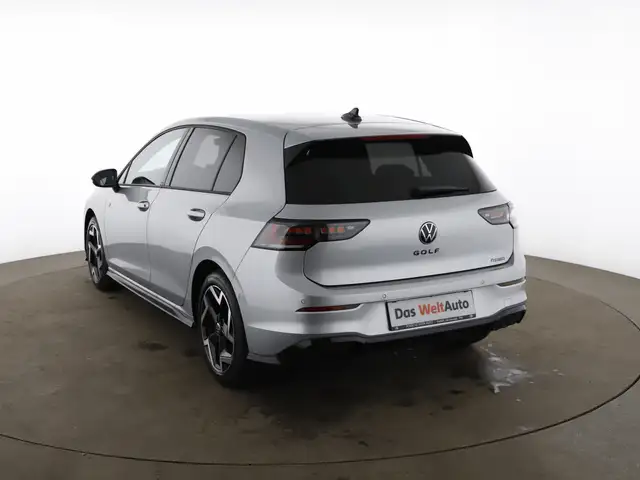 Volkswagen Golf view 5