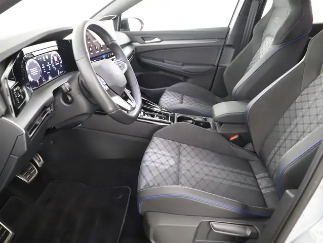 Volkswagen Golf view 9
