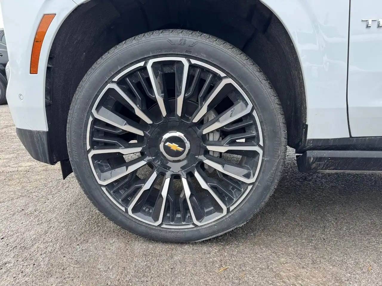 Chevrolet Tahoe снимка Chevrolet Tahoe
