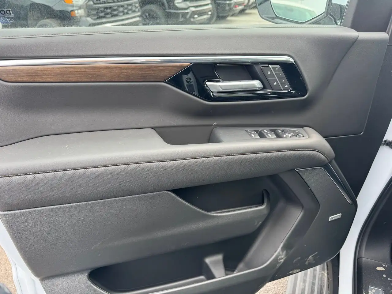 Chevrolet Tahoe снимка Chevrolet Tahoe