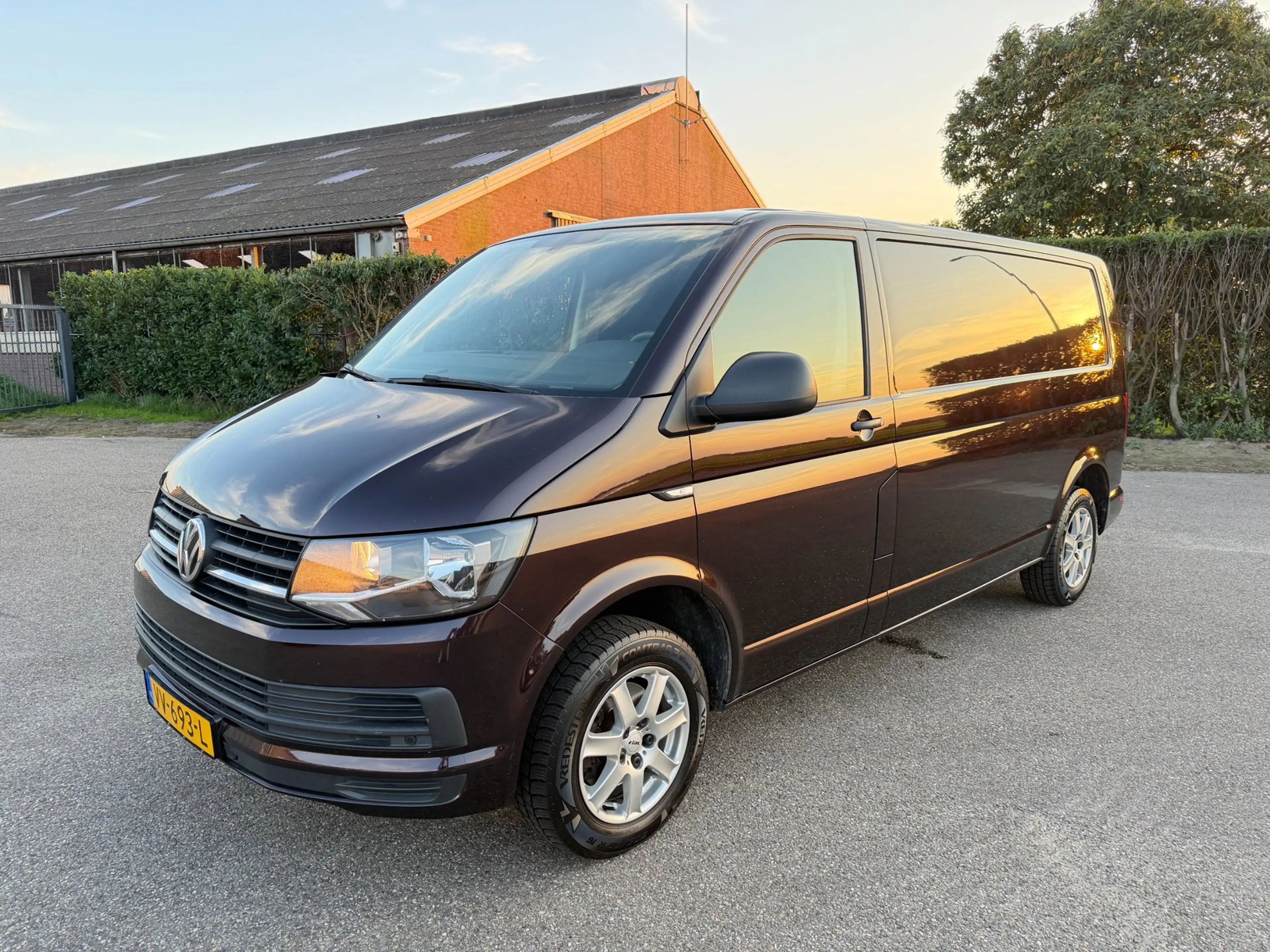 Volkswagen Transporter 2.0 TDI 140PK AUT L2H1 DC MARGE — photo 2