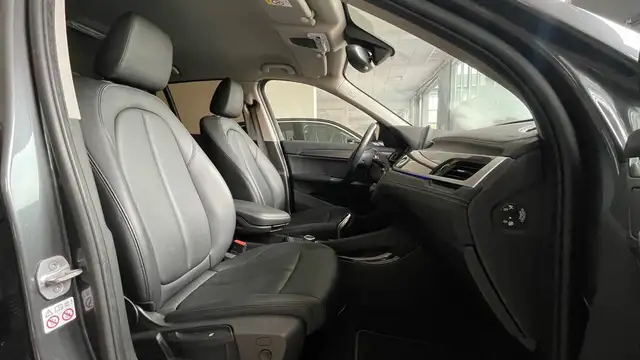 BMW X1 view 13
