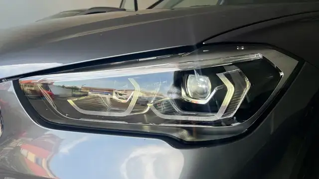 BMW X1 view 4