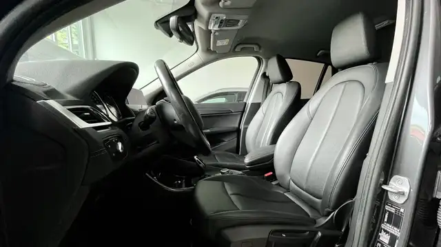 BMW X1 view 10