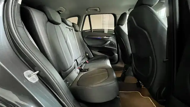 BMW X1 view 12