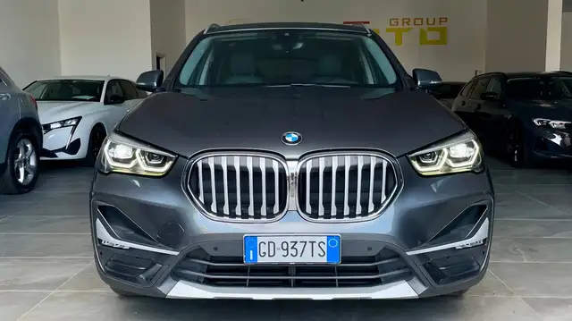 BMW X1 view 2
