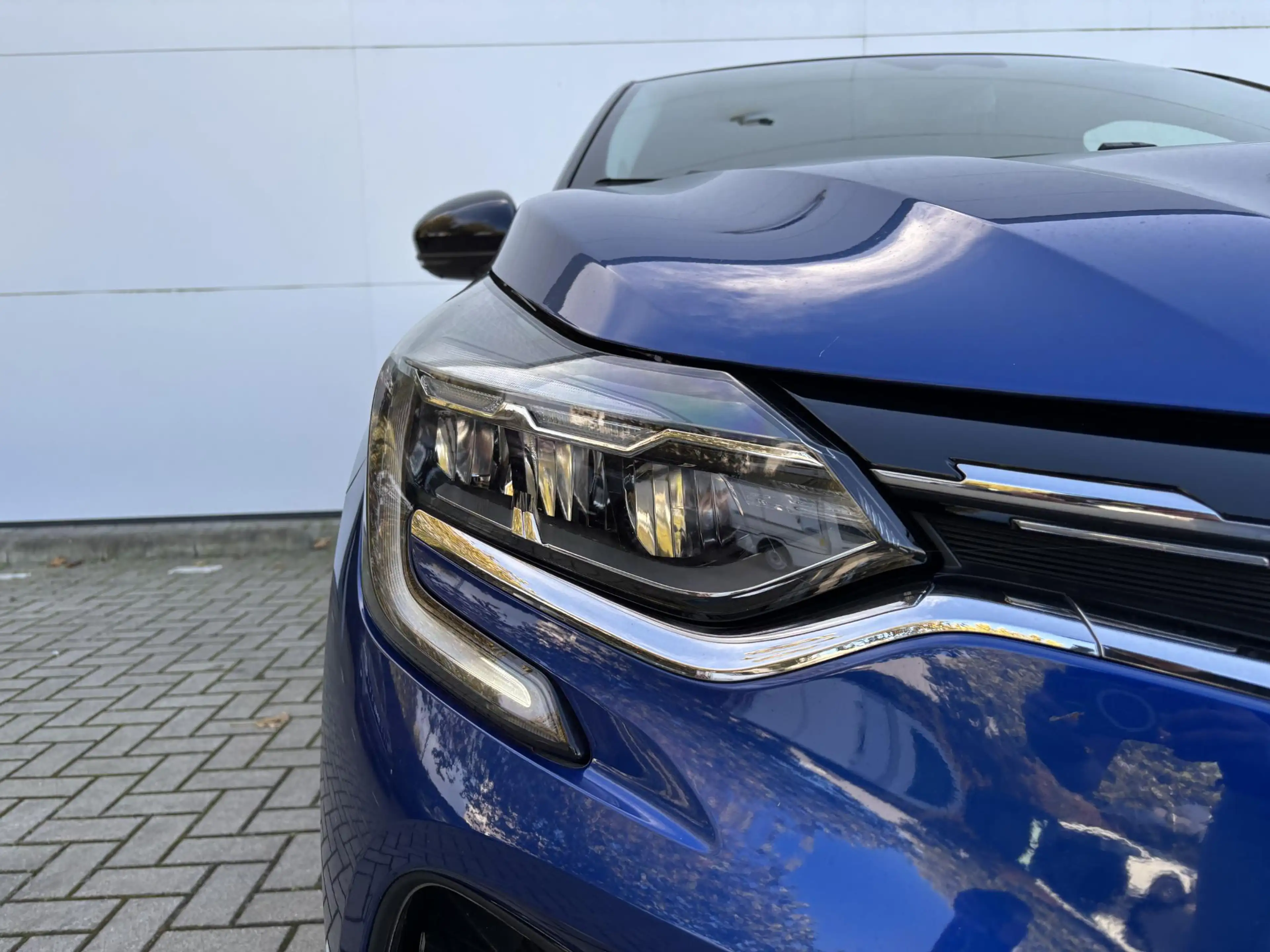 Renault Captur 1.6 E-Tech Hybrid 145 Rive Gauche l — photo 23