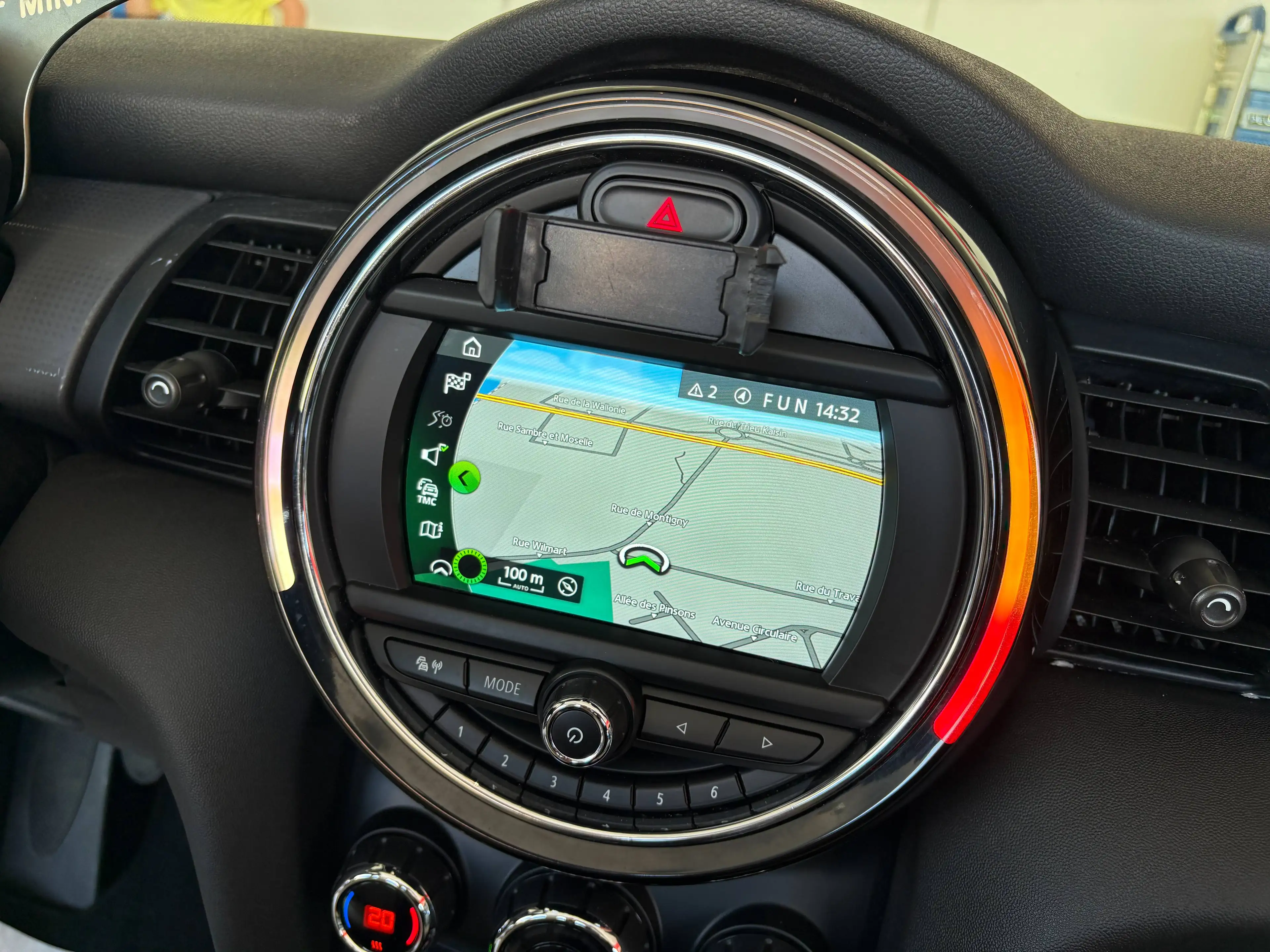 MINI Cooper D Cabrio 1.5 D Cabriolet AC LED GPS GARANTIE — photo 12