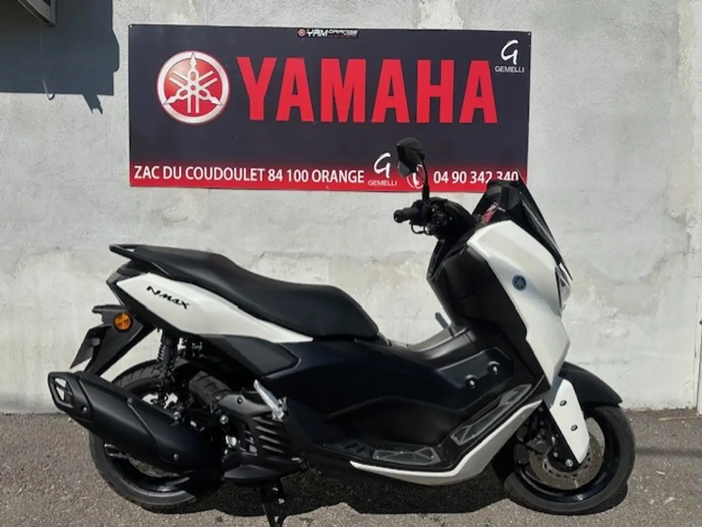 Yamaha NMAX Alb - 1