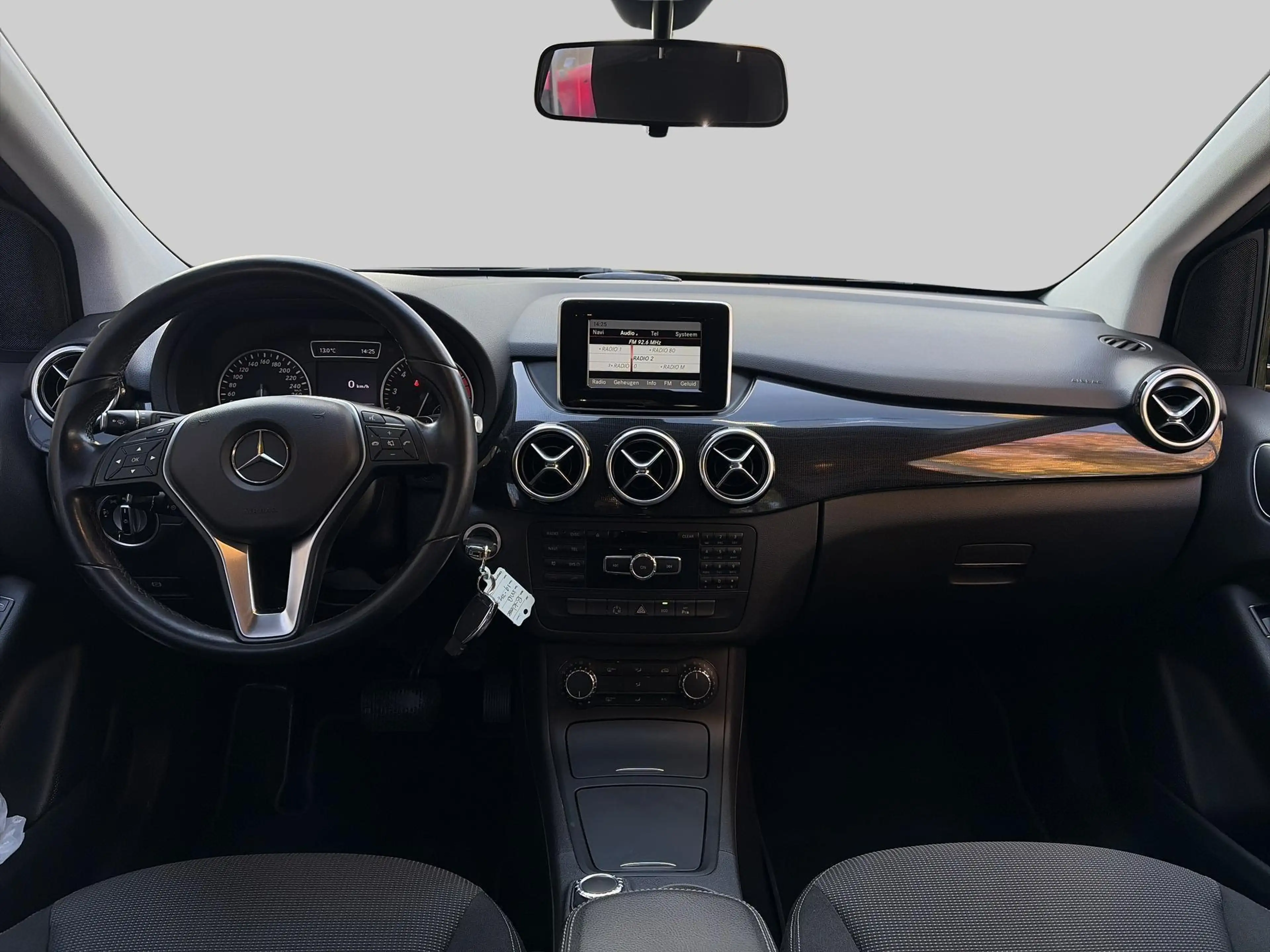 Mercedes-Benz B 200 Ambition | Trekhaak | Airco | Audio-navigatie full — photo 5