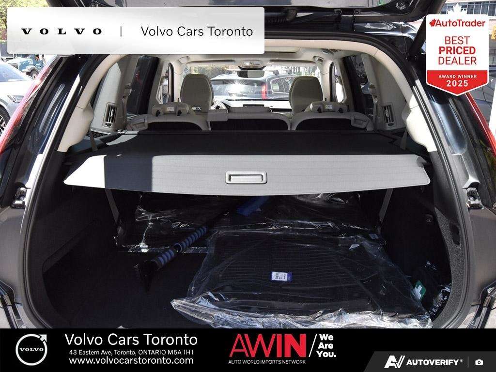 2026 Volvo XC90 B6 AWD Ultra Dark Theme 7-Seater thumb 11