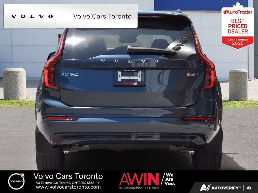 2026 Volvo XC90 B6 AWD Ultra Dark Theme 7-Seater alt 5