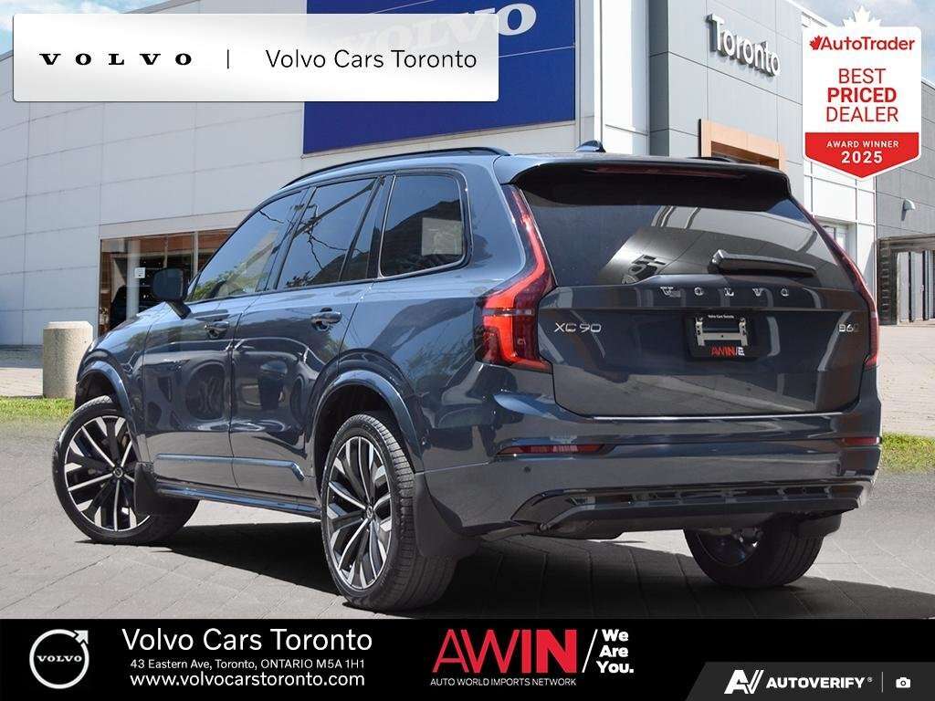 2026 Volvo XC90 B6 AWD Ultra Dark Theme 7-Seater alt 4