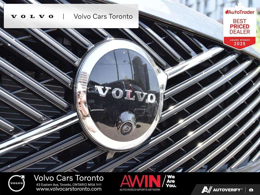 2026 Volvo XC90 B6 AWD Ultra Dark Theme 7-Seater thumb 9