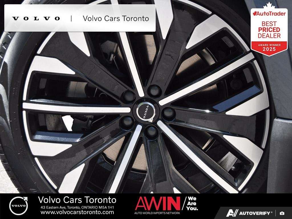 2026 Volvo XC90 B6 AWD Ultra Dark Theme 7-Seater thumb 6