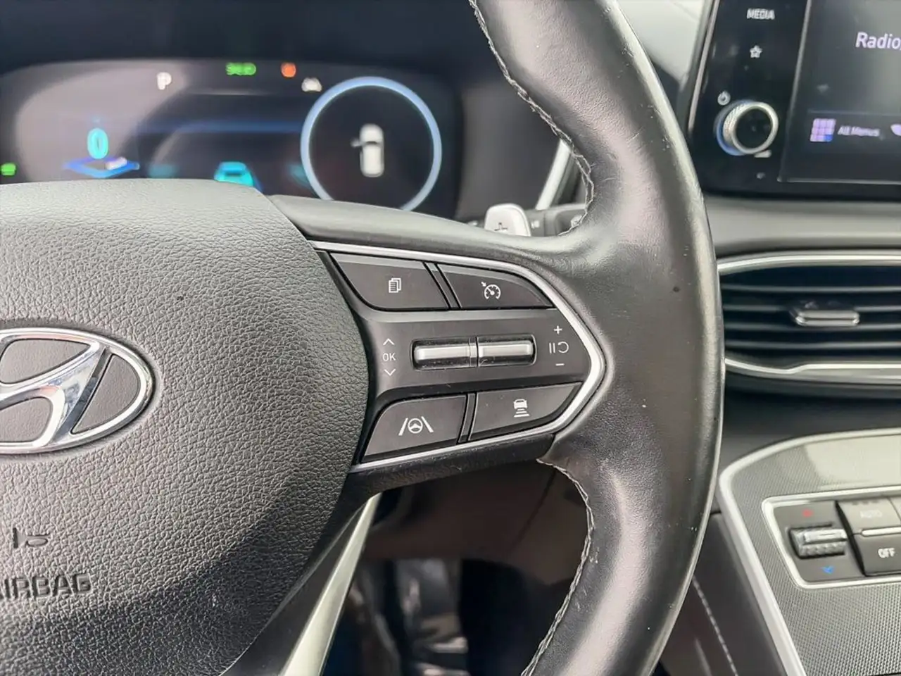 Hyundai SANTA FE снимка Hyundai SANTA FE