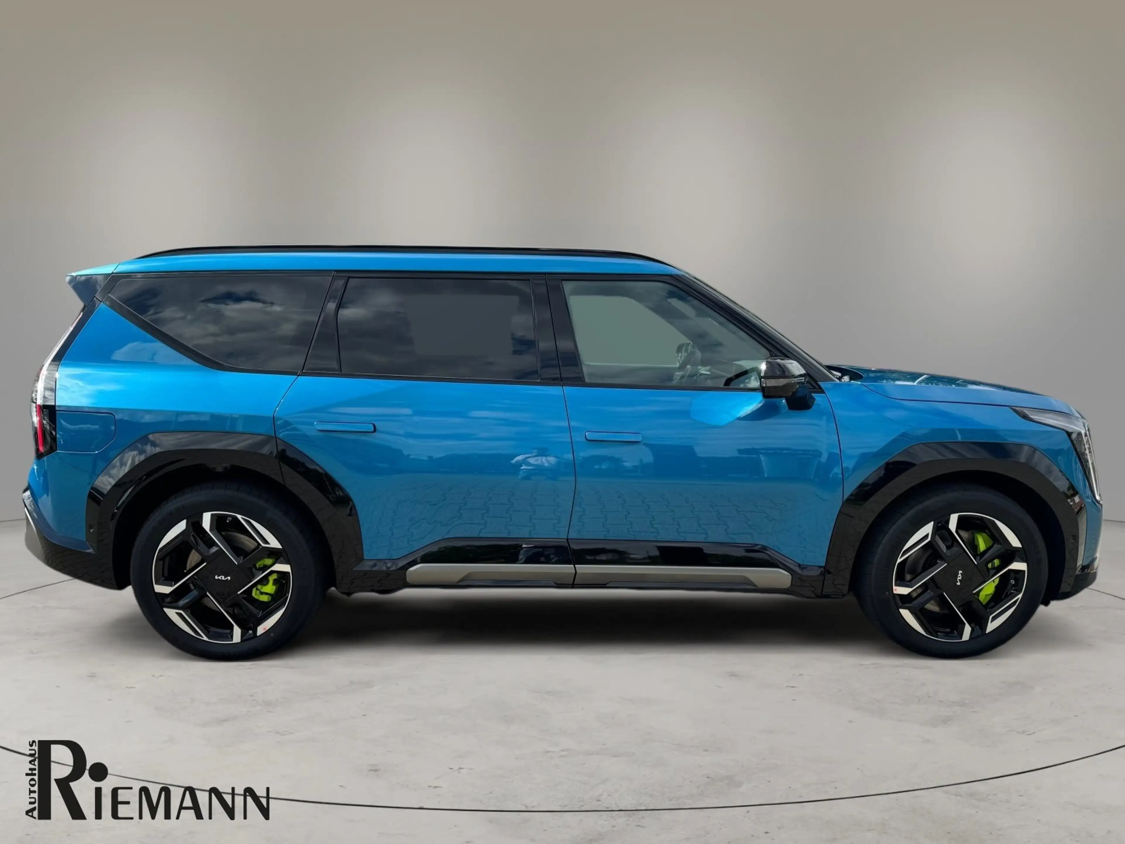 Kia EV9 99,8 kWh AWD GT + Panorama-Glasdach — photo 5