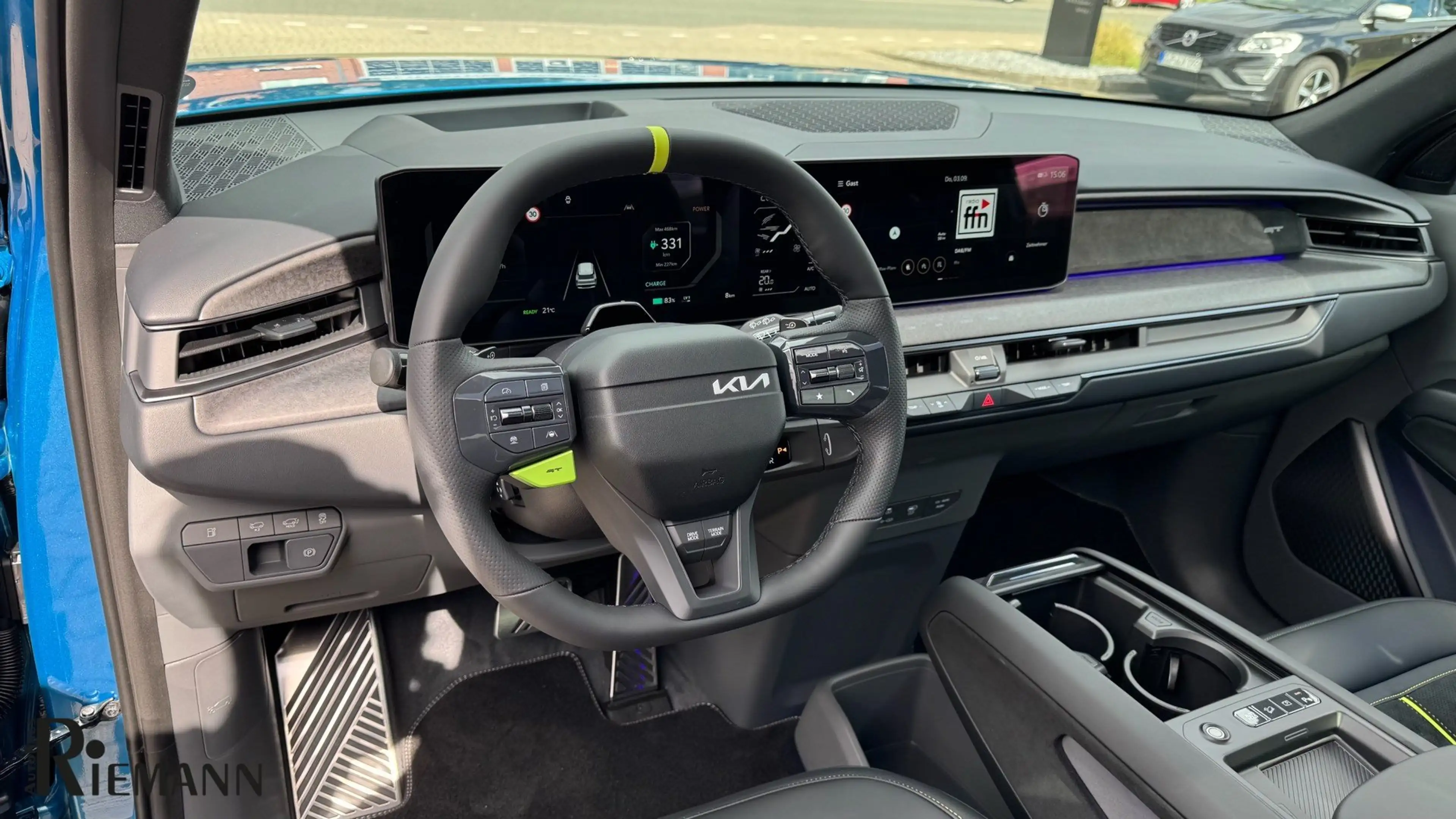 Kia EV9 99,8 kWh AWD GT + Panorama-Glasdach — photo 7