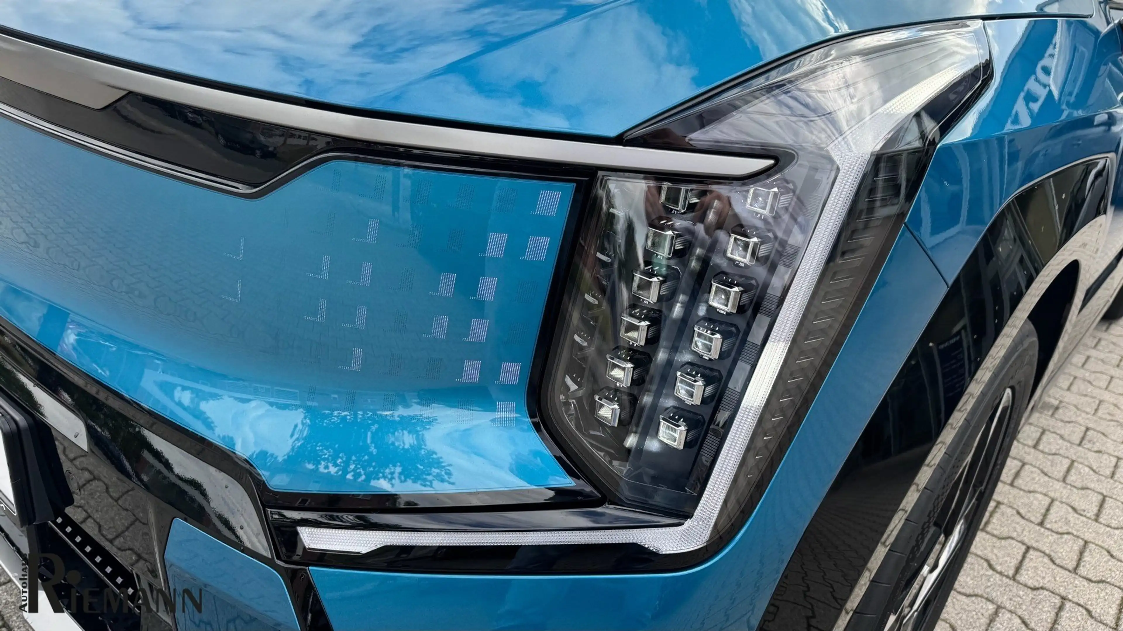 Kia EV9 99,8 kWh AWD GT + Panorama-Glasdach — photo 10