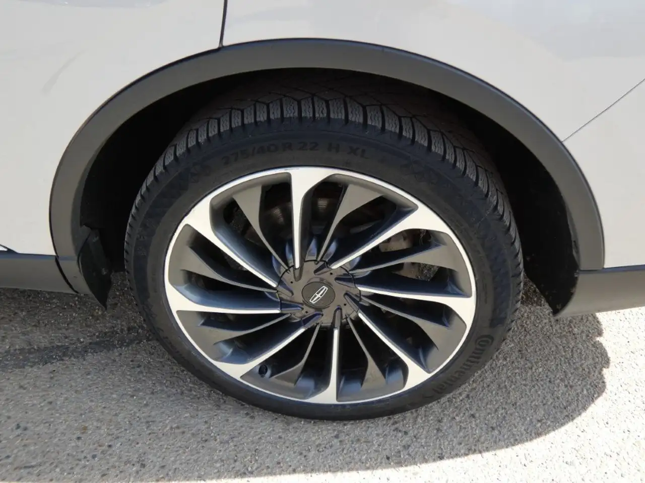 Lincoln Aviator снимка Lincoln Aviator