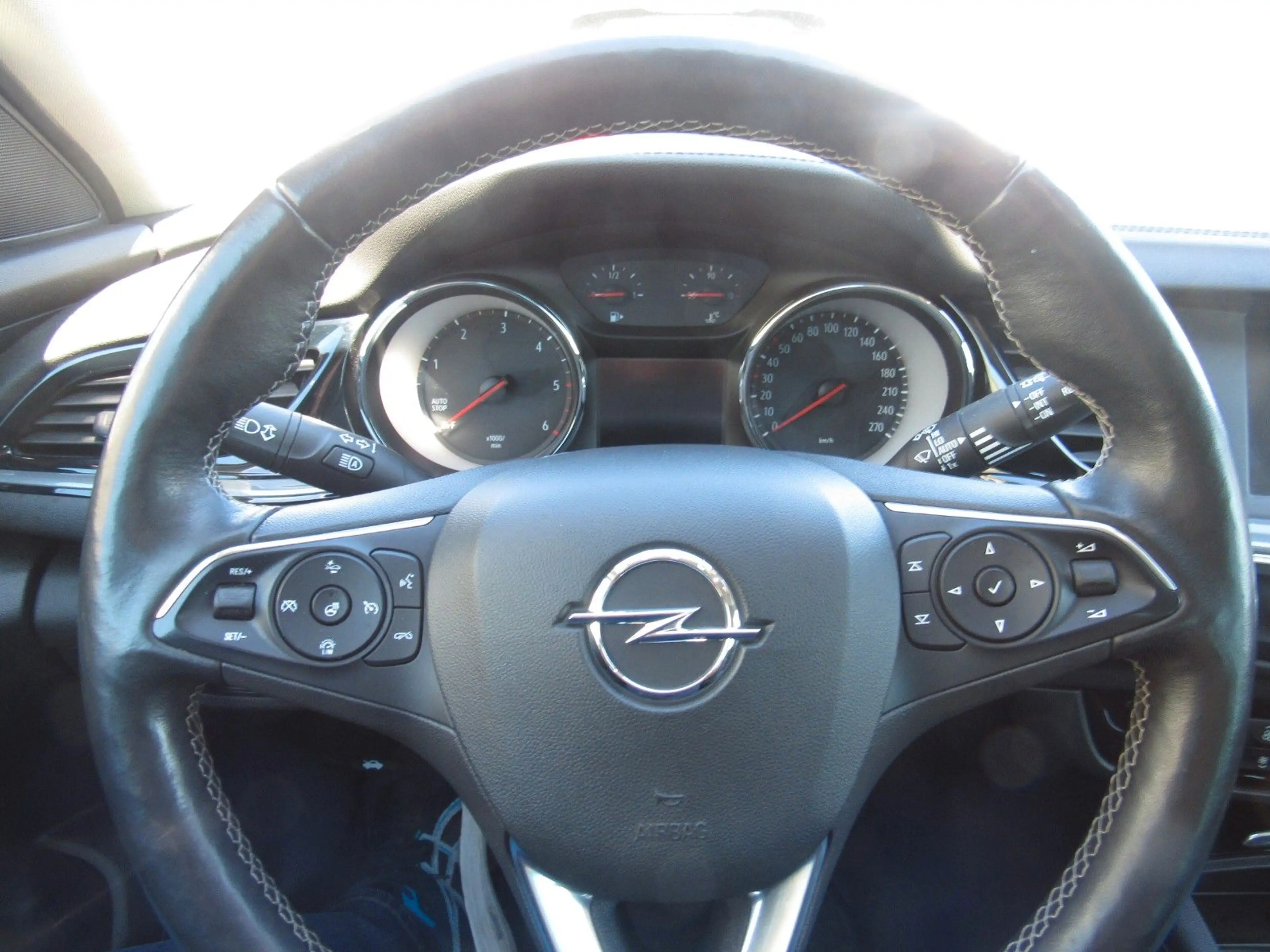 Opel Insignia B Sports Tourer Edition,AUTOMATIK. — photo 8