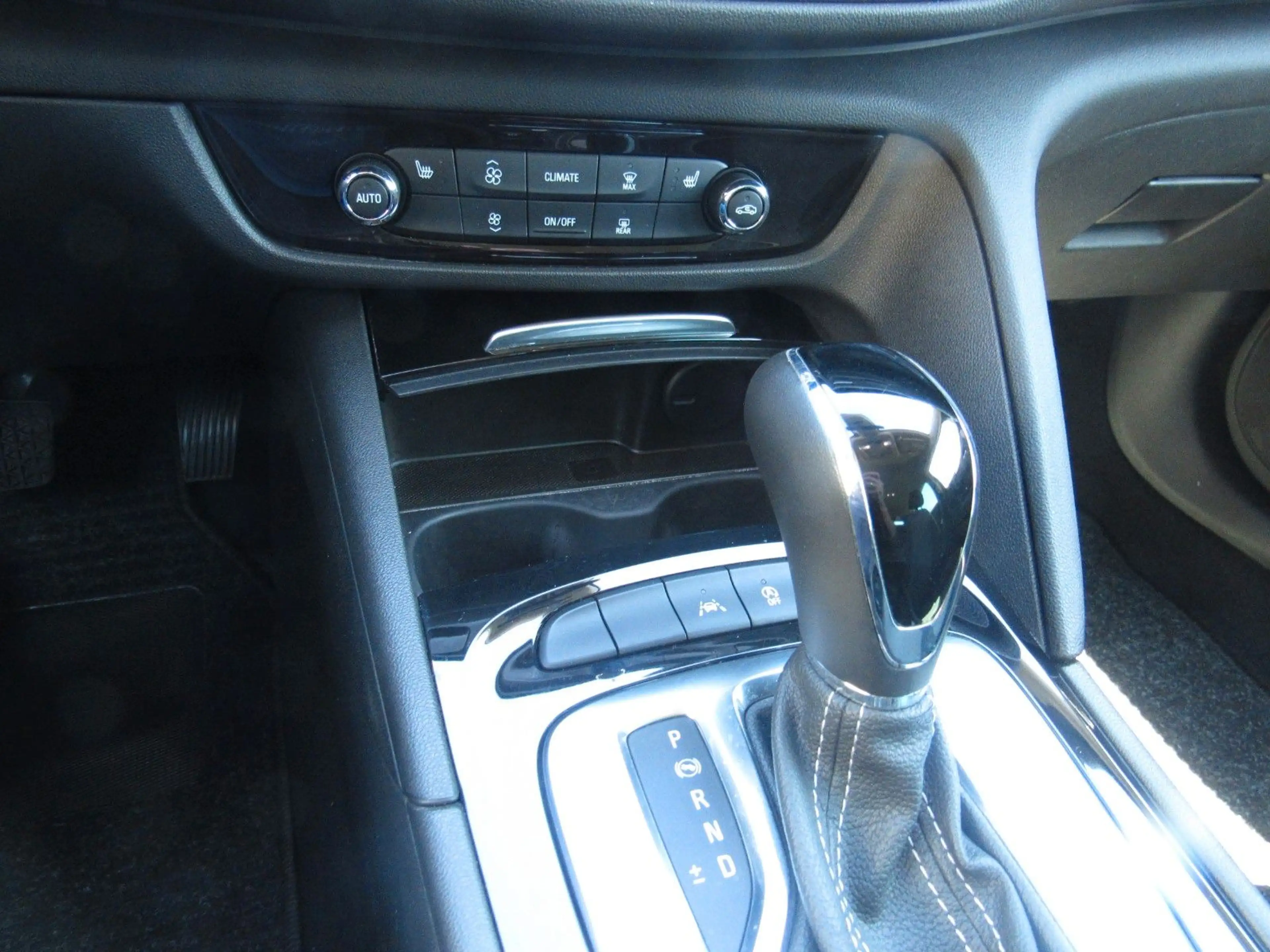 Opel Insignia B Sports Tourer Edition,AUTOMATIK. — photo 10