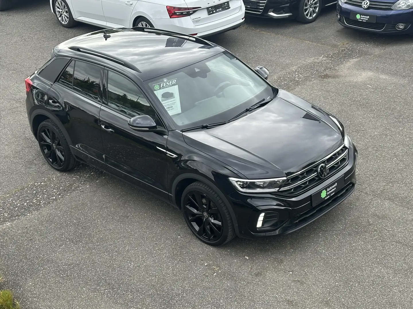 Volkswagen T-Roc R-Line 1.5 TSI LED SHZ PDC NAVI ACC Schwarz - 1