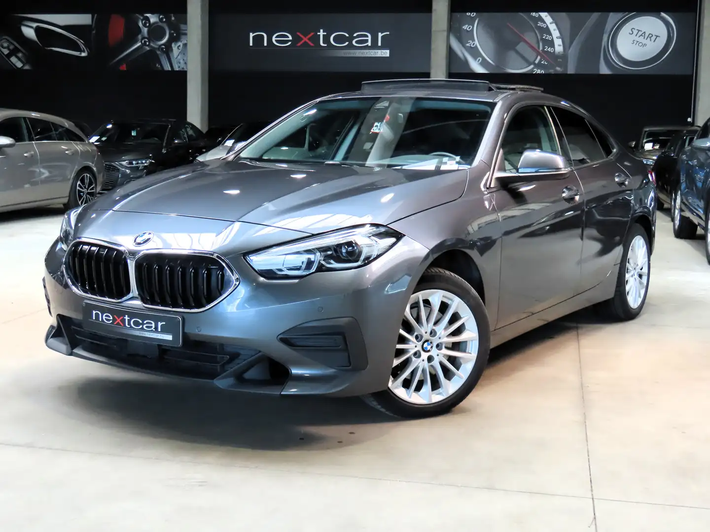 BMW 218 i GranCoupé *CUIR SPORT-NAVI PRO-LED-TOIT PANO* Grijs - 1