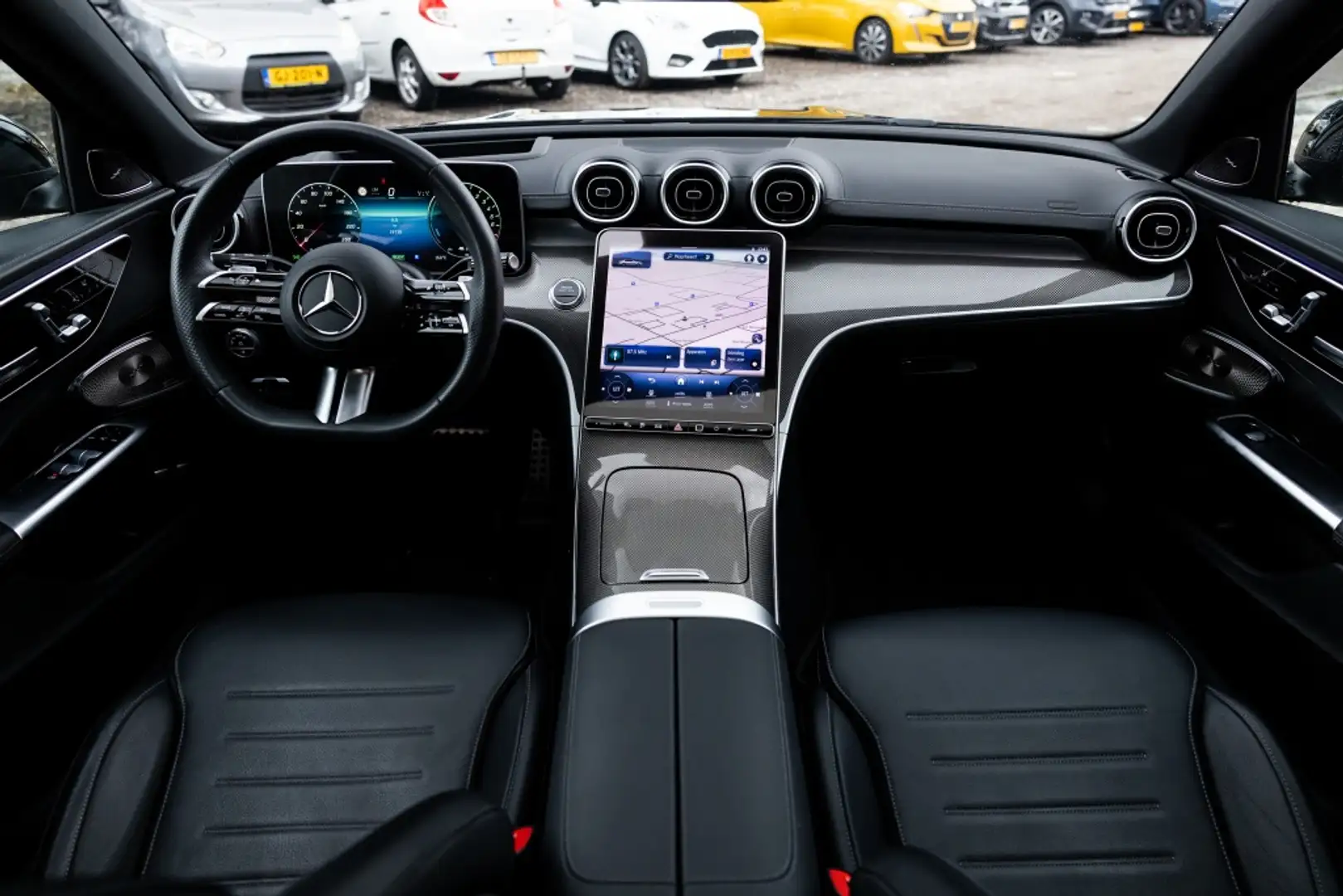Mercedes-Benz C 300 e AMG Line | Burmester | Pano | HuD | 360 Cam | Noir - 2