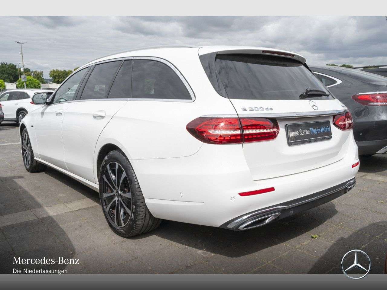 Mercedes-Benz E 300