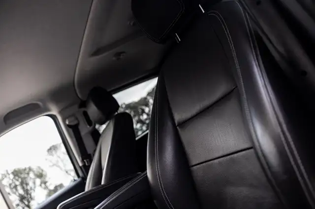 Mercedes-Benz Vito view 5