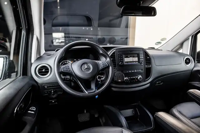 Mercedes-Benz Vito view 26