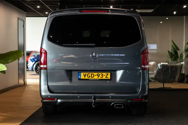 Mercedes-Benz Vito view 10