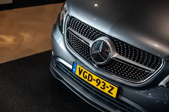 Mercedes-Benz Vito view 25