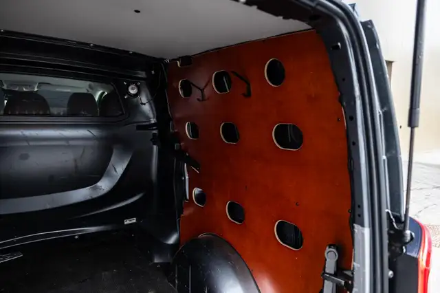 Mercedes-Benz Vito view 18