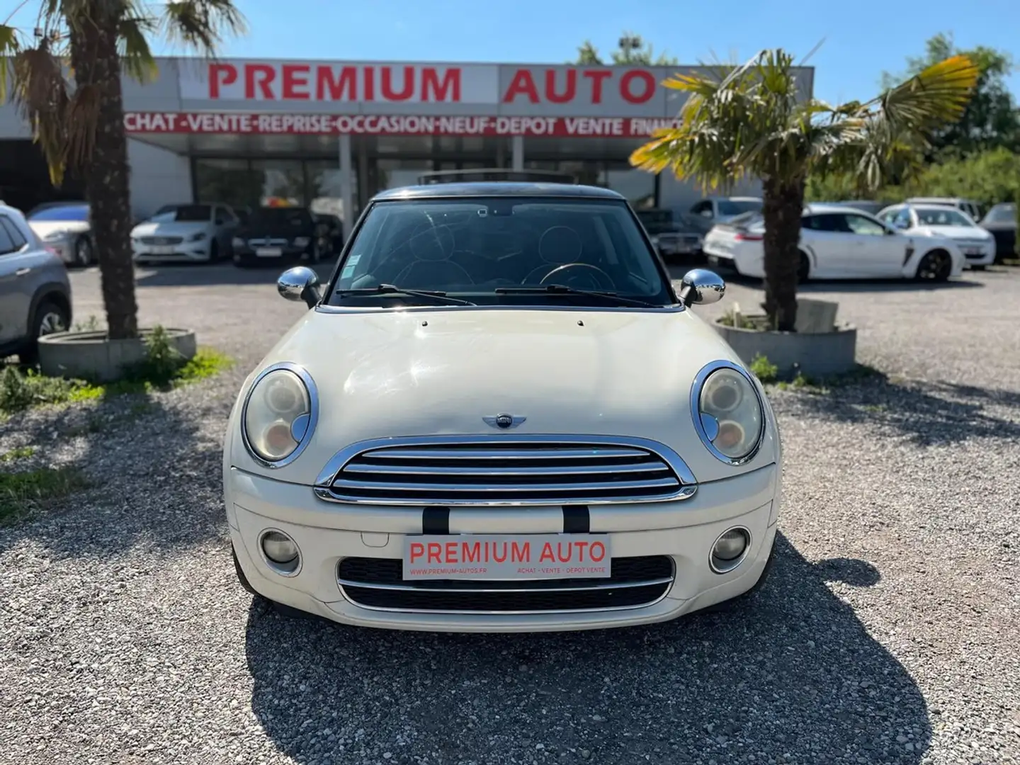 MINI Cooper Cooper 1.6 16V 110 cv Bo®te auto Beige - 1