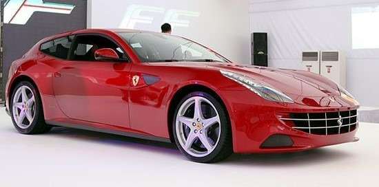 Ferrari FF - foto 1