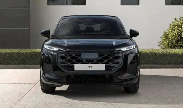 Audi Q3 view 2