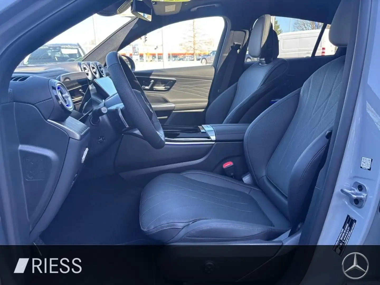 Mercedes-Benz GLC 450 d 4M Coupé AMG+AHK+PANO+AIRMATIC+KEYLESS Grau - 2