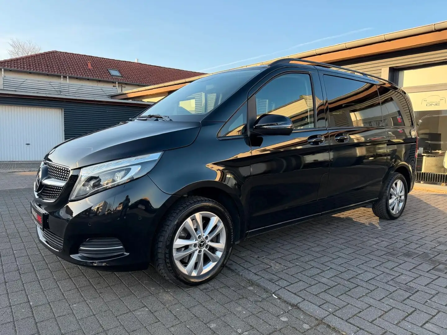 Mercedes-Benz V 250 d 4Matic Kompakt DISTRONIC/STANDHZG/360°CAM Noir - 2