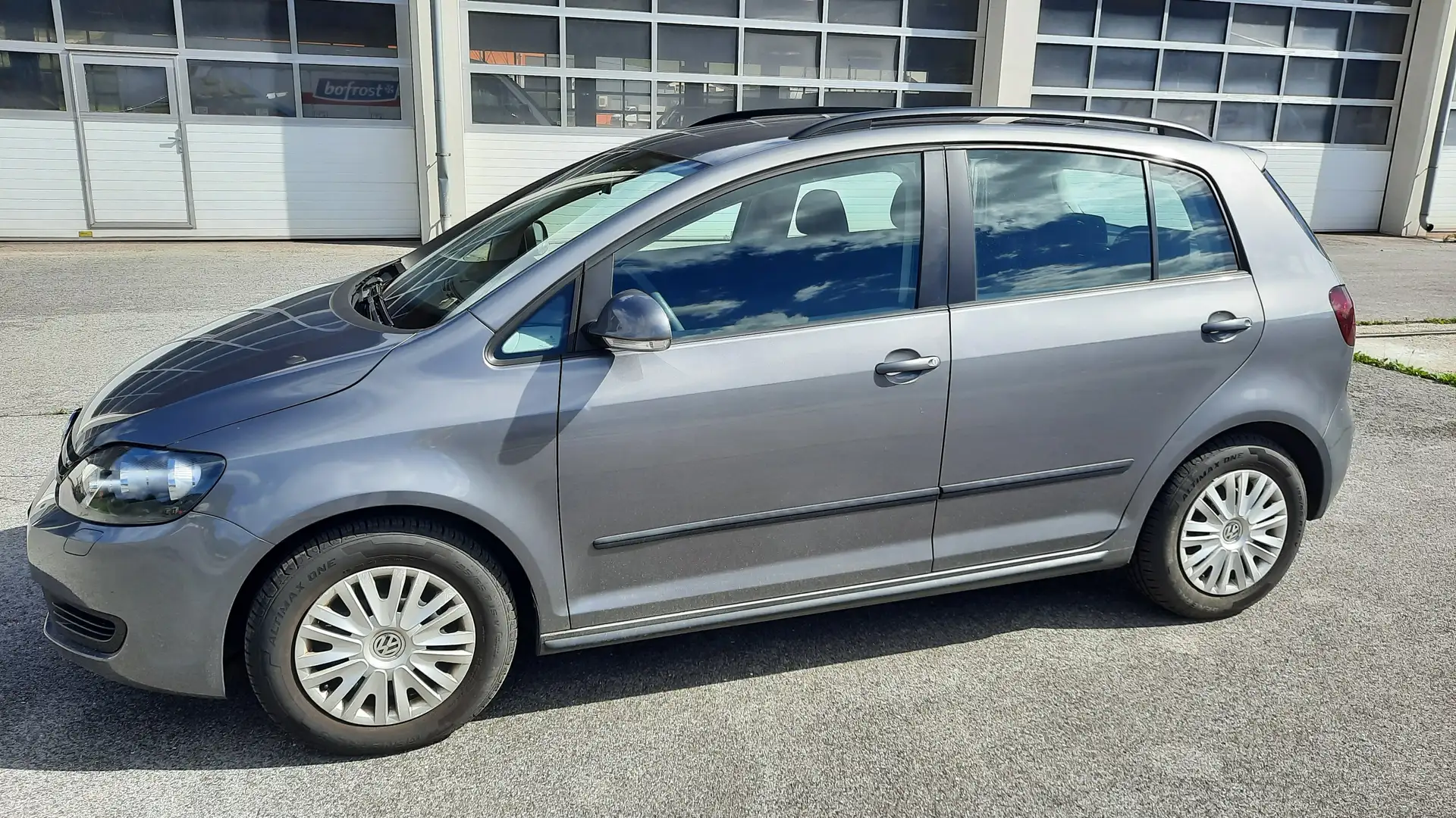 Volkswagen Golf Plus Golf Plus Trendline 1,6 TDI DPF Trendline - 1
