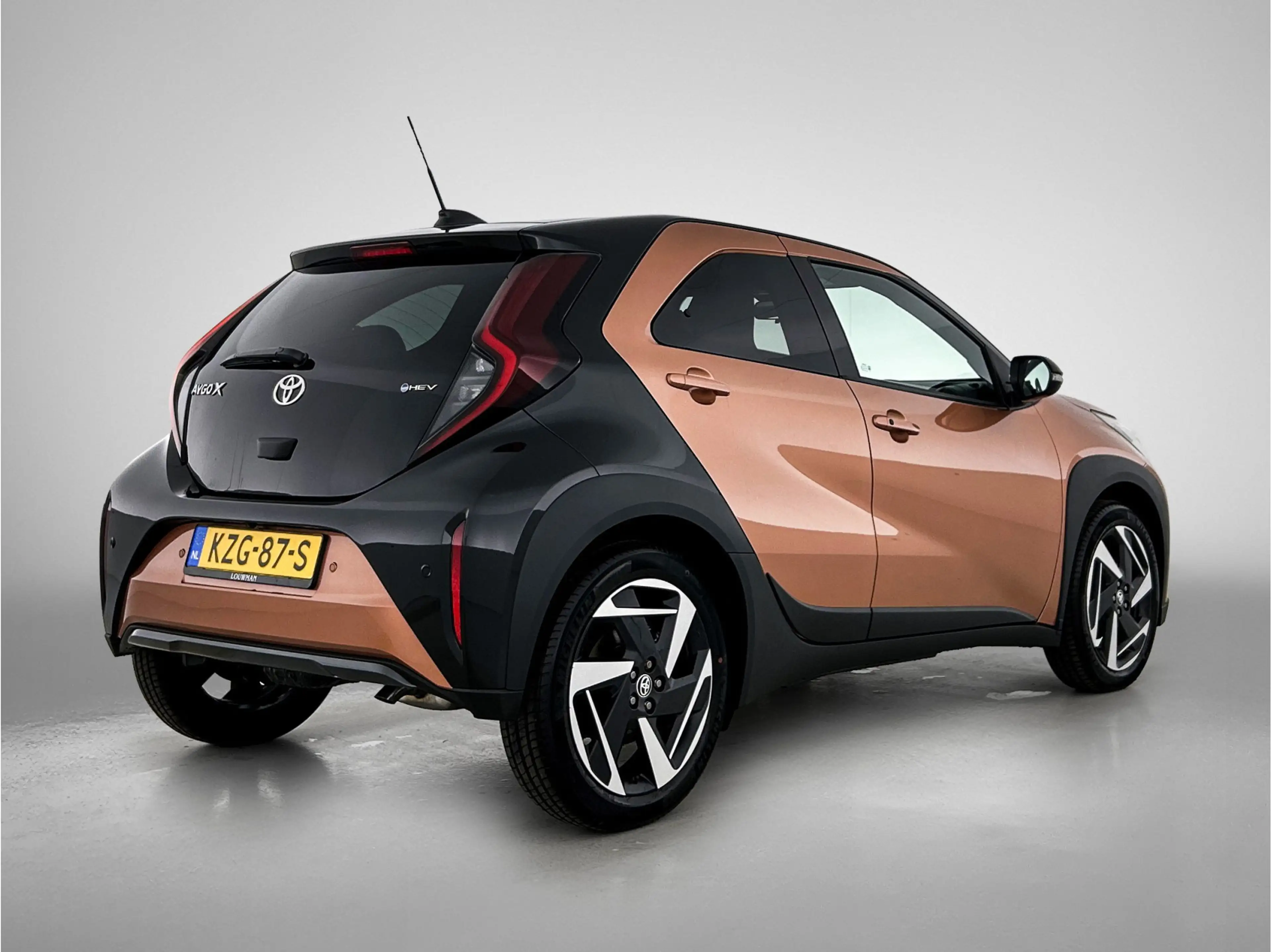 Toyota Aygo X Hybrid 115 envy JBL JBL | Stoelverwarming | Naviga — photo 2