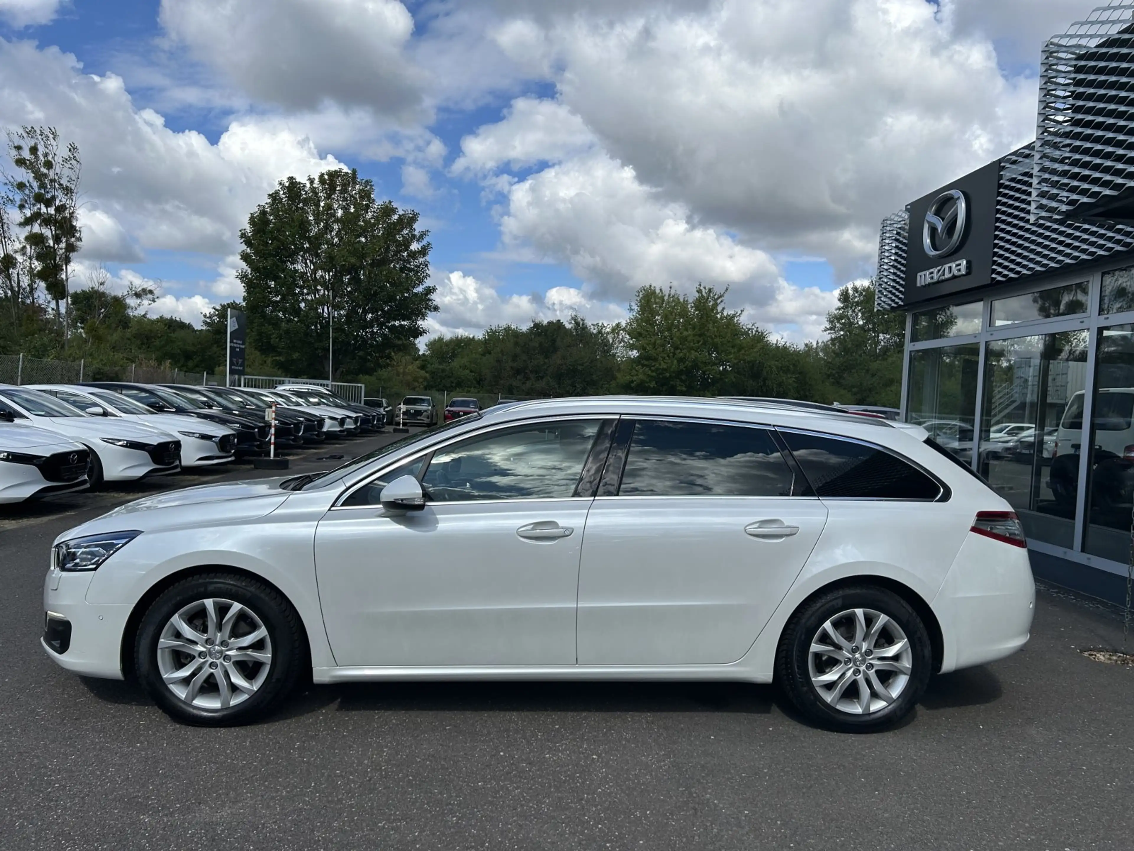 Peugeot 508 2.0 BlueHDi FAP 150 SW Allure — photo 4